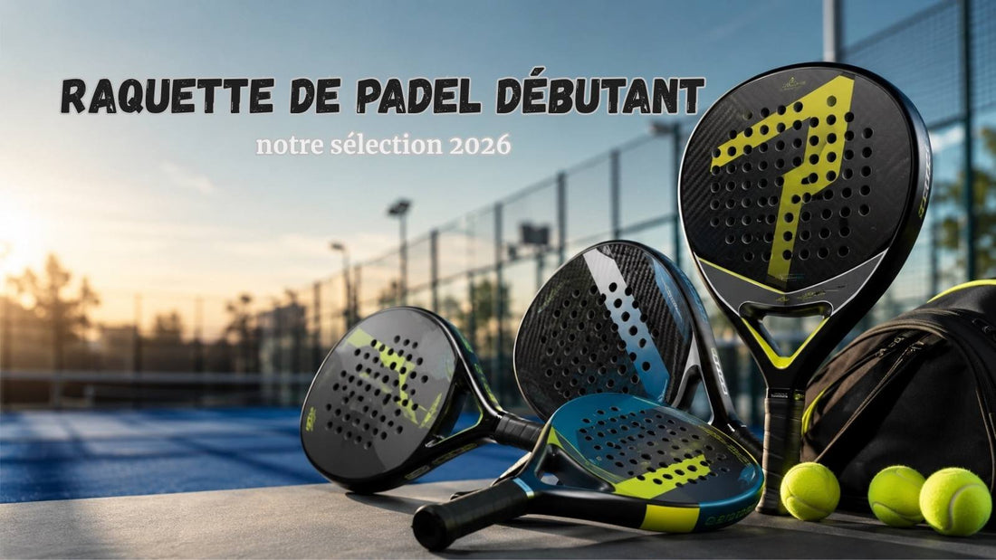 Sélection de raquettes de padel pour débutants 2026 disposées sur un terrain de padel moderne au coucher du soleil, avec design rond, technologies innovantes et ambiance premium favorisant la progression des nouveaux joueurs.