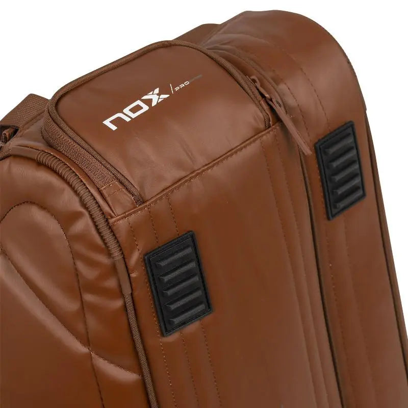 Sac de padel Nox Pro Series Marron Camel 2023
