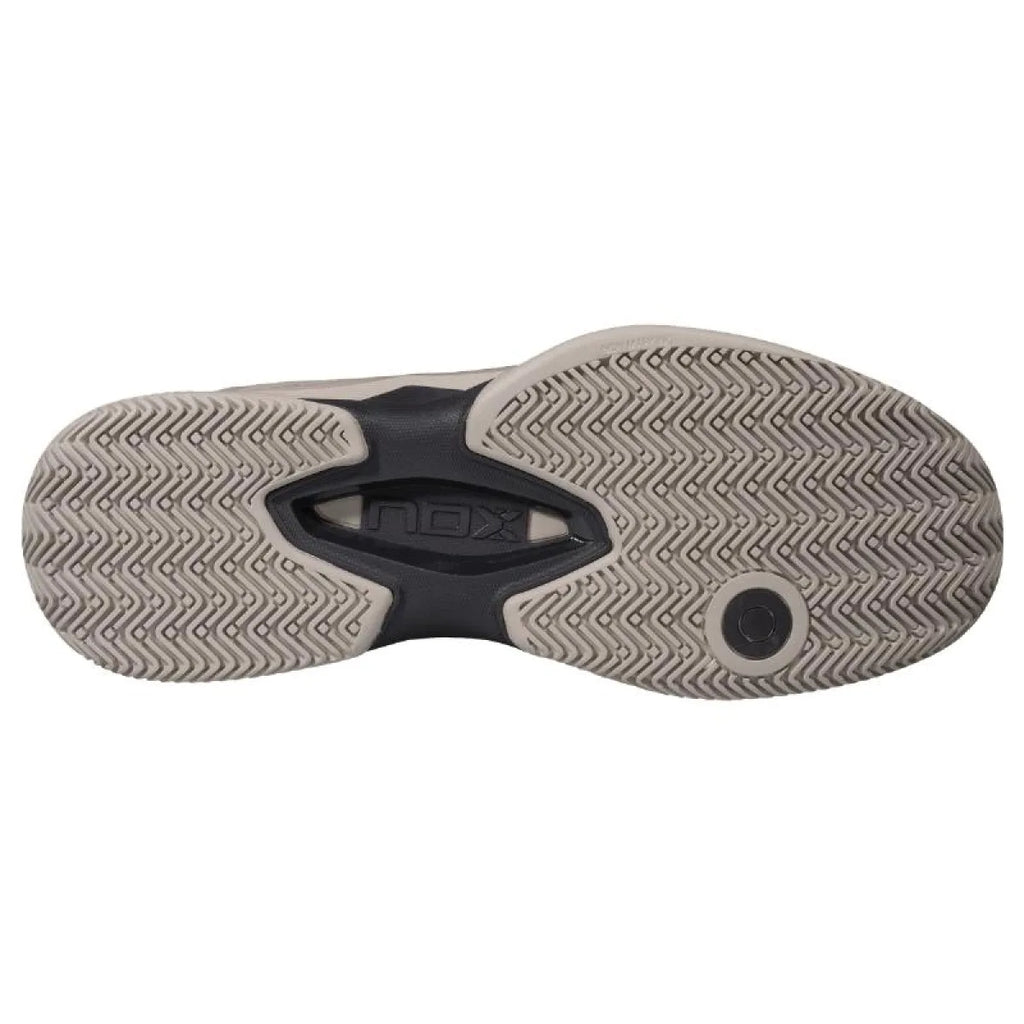Chaussures padel Nox AT10 Lux gris Pluma noir — vue de profil