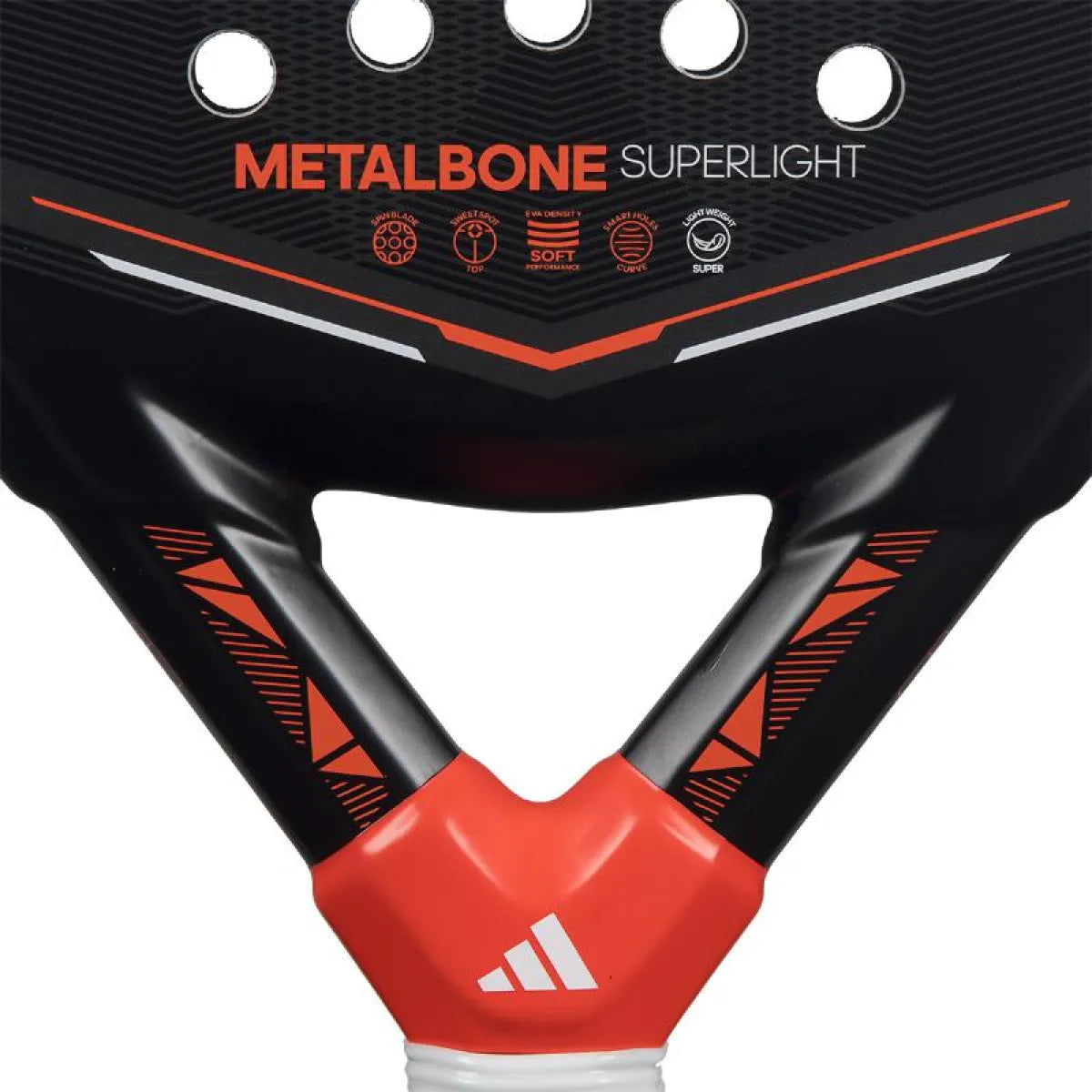 Raquette padel Adidas Metalbone Superlight 2026 — vue en perspective