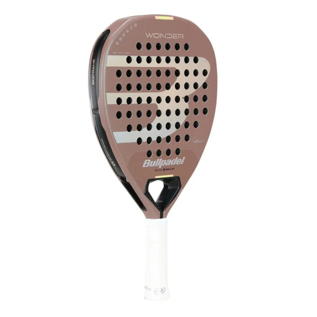Raquette padel Bullpadel Claudia Fernandez Wonder 2026 — vue de profil