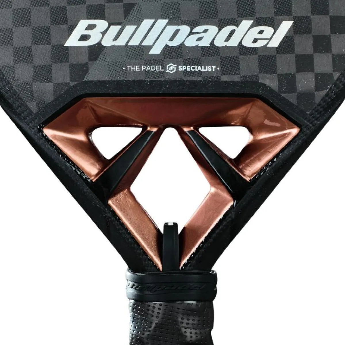 Raquette padel Bullpadel Juan Tello Vertex 04 2025 — vue angle