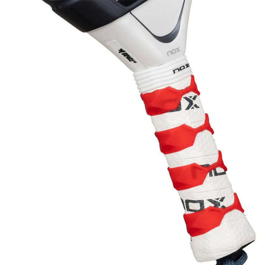 Raquette padel Nox Agustin Tapia AT10 Genius 12k Alum Xtreme Lite 2026 — vue en perspective