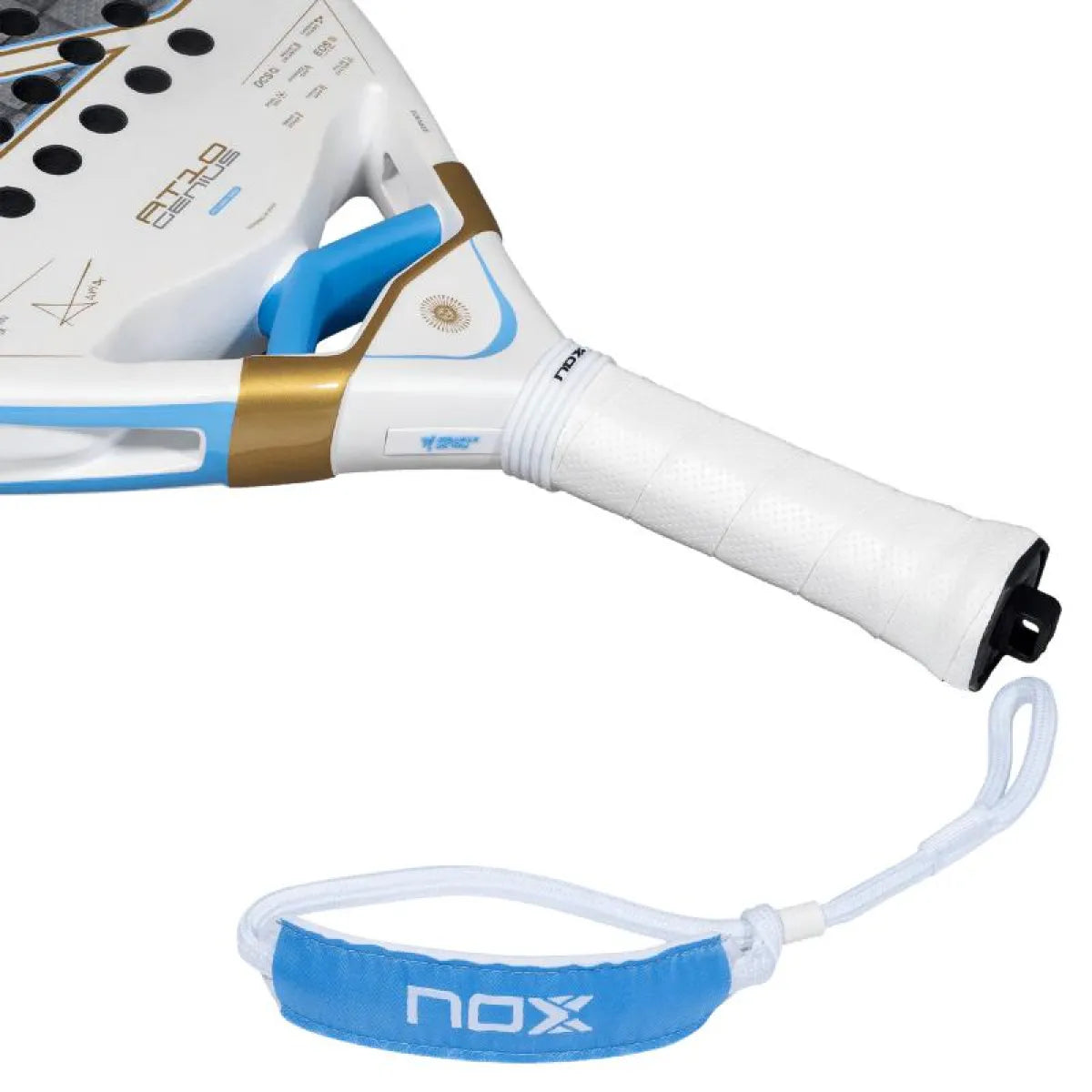 Raquette padel Nox Agustin Tapia AT10 Genius 18K Alum Buenos Aires 2026 — vue en perspective