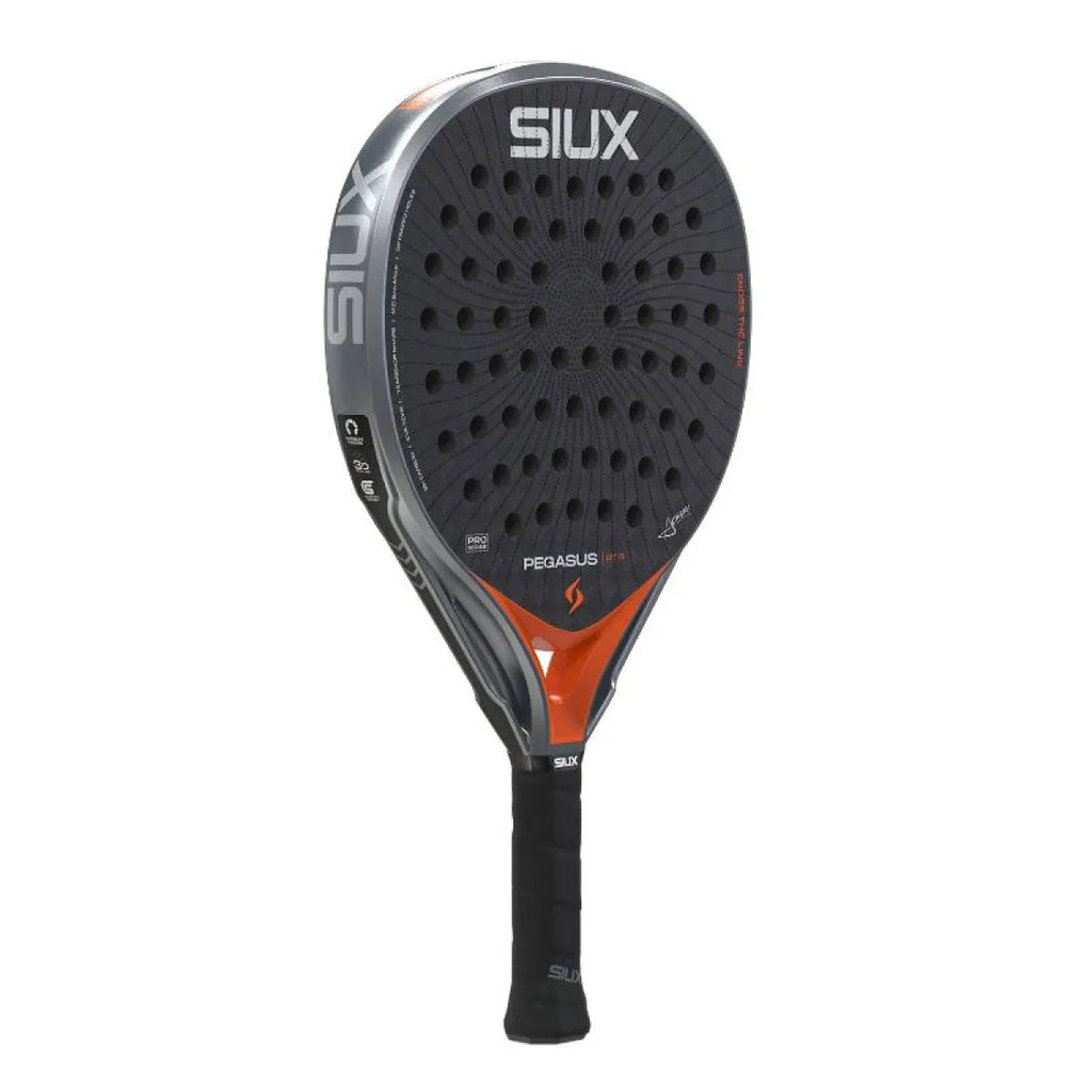 Raquette padel Siux Alex Chozas Pegasus Pro 2026 gris orange — vue de profil
