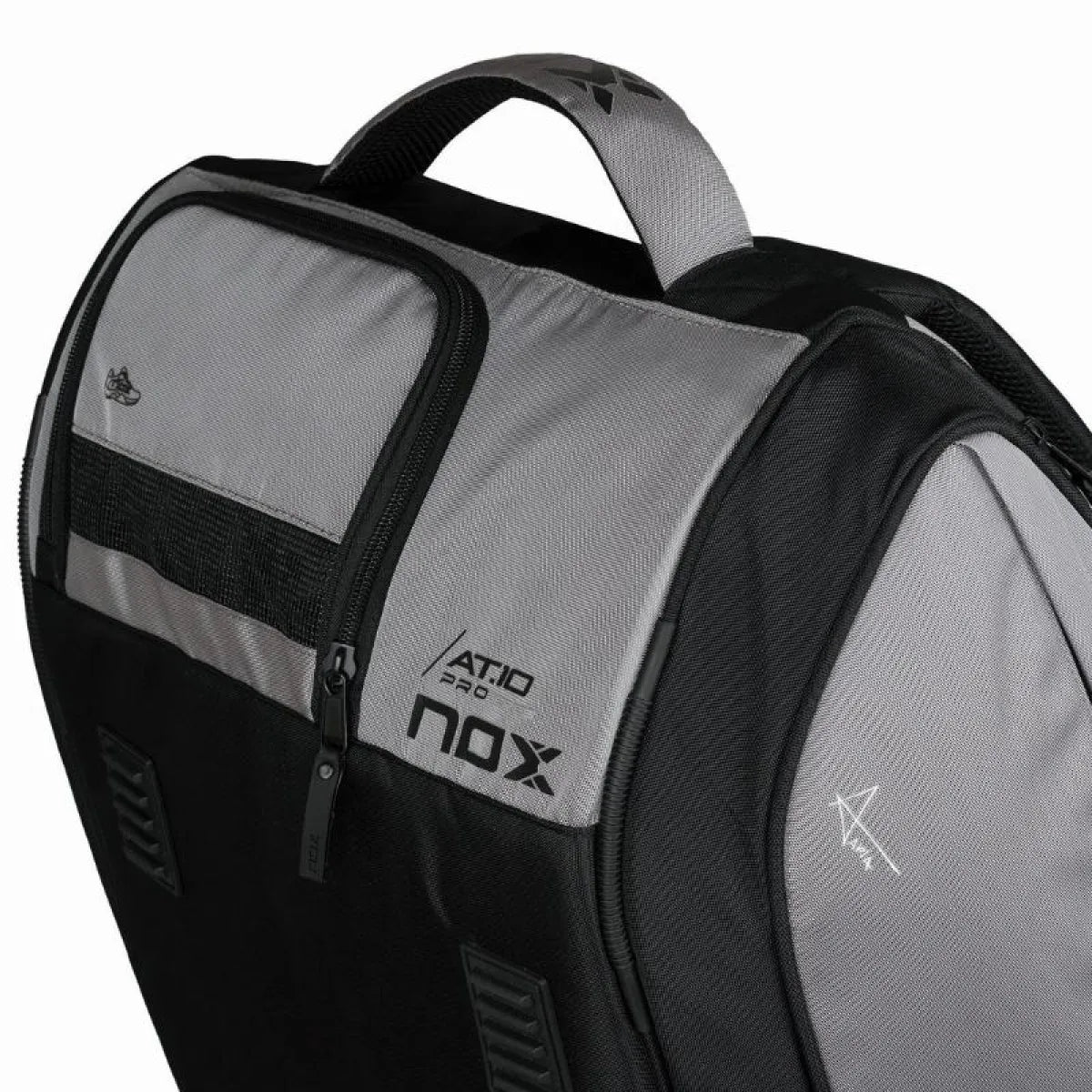 Sac de padel Nox AT10 Competition XL Compact gris — vue angle