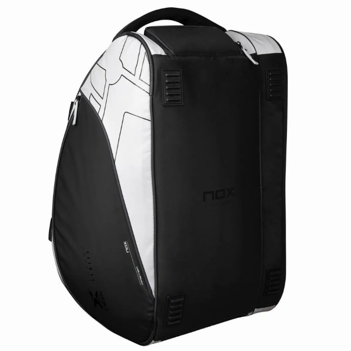 Sac de padel Nox AT10 Luxury Master Series noir blanc — vue angle