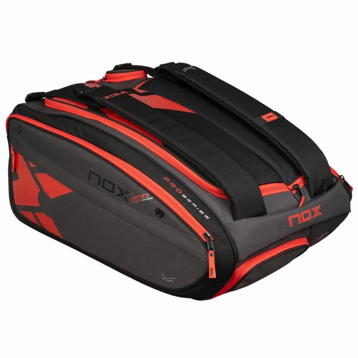 Sac de padel Nox AT10 XXL noir rouge — vue de profil 2